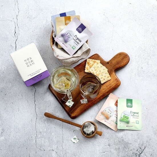 허브티, 허브 제품, 유기농 블루베리, 라벤다선물, 라벤더차, 라벤다차, 라벤더티, 유기농라벤더, 라벤더꽃차, 라벤더허브티, 라벤더허브, 라벤더티백, 천연라벤더, 라벤더농장, 잠잘오는차,잠잘오는티, 숙면차, 숙면티, 심신안정차, 심신안정티, 평창라벤다, 평창라벤더, 유기농라벤다티, 유기농라벤더티, 유기농라벤다차, 유기농라벤더차, 허브차, 허브티, 유기농허브차, 유기농허브티, 허브차선물,캐모마일차,블루베리잼,블루베리,블루베리생과,블루베리1kg,유기농블루베리,블루베리쨈,페파민트차,레모니차, 꽃차, 수제꽃차, 국산차, 건강차